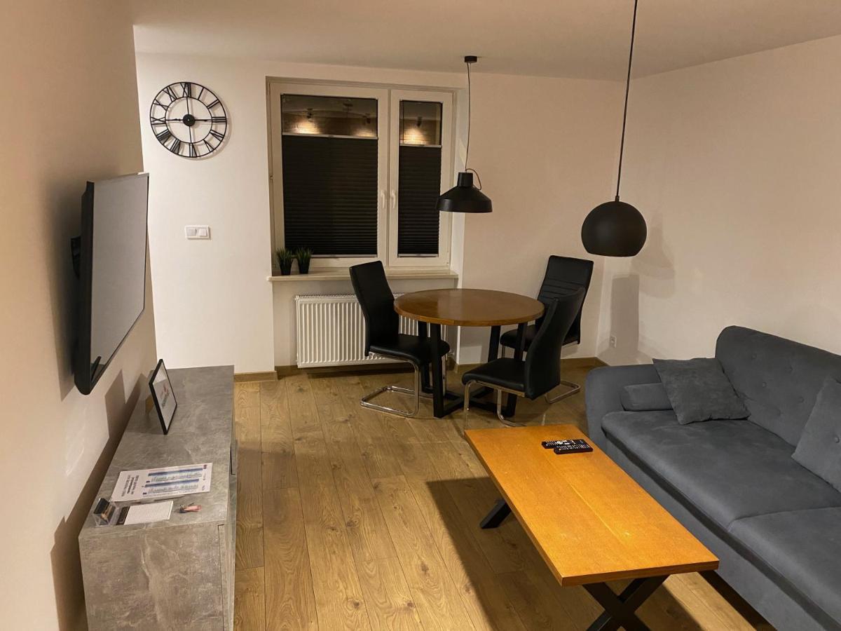 Apartament 45M2 Czeladz 8Km Do Katowic المظهر الخارجي الصورة